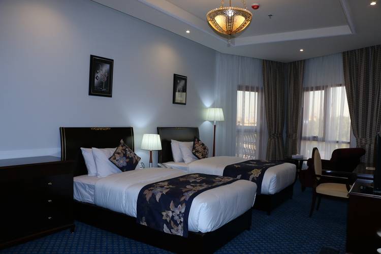 Red Castle Hotel