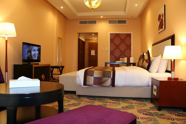 Red Castle Hotel