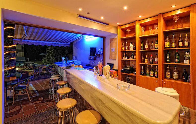 Mary Hotel & Mary Royal Suites