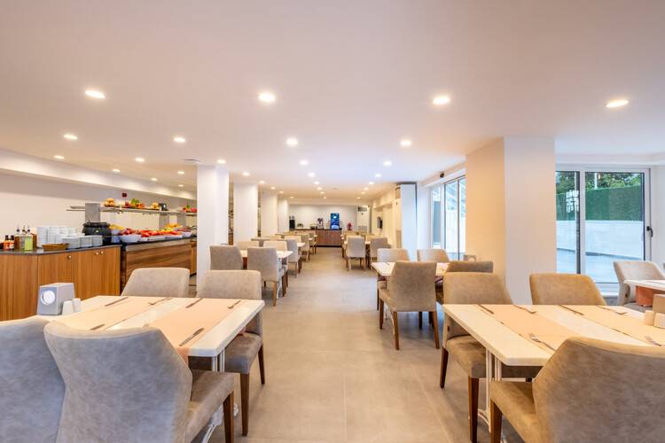 Viking Beach Hotel (Ex. Bonn Beach Hotel By Rrh&R)