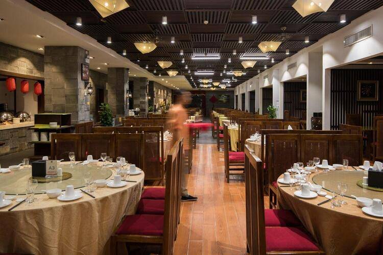 Grand Metropark Bay Hotel