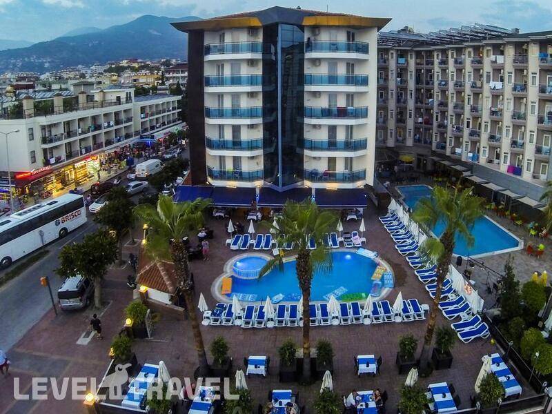 Фотография Parador Beach Hotel