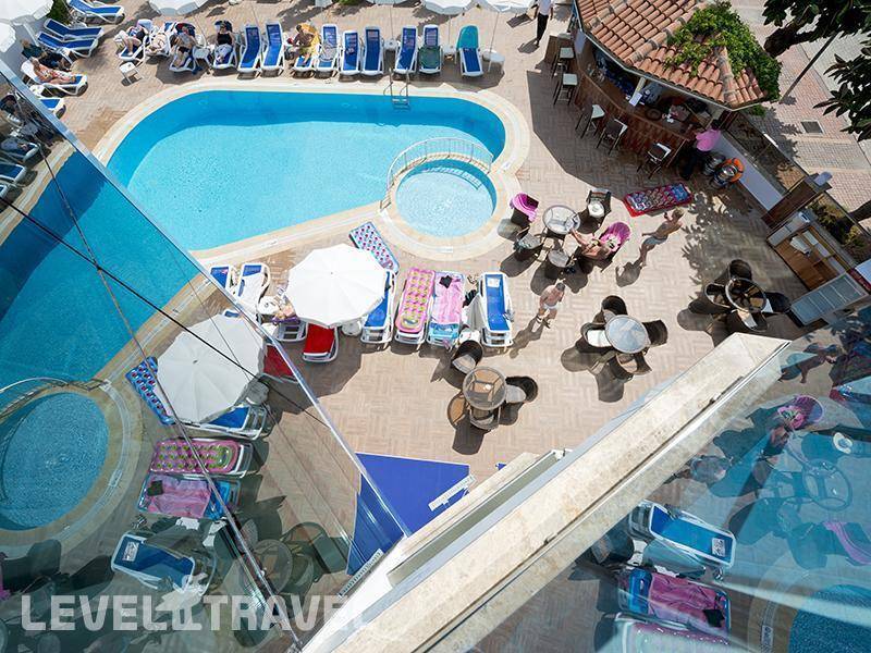 Фотография Parador Beach Hotel