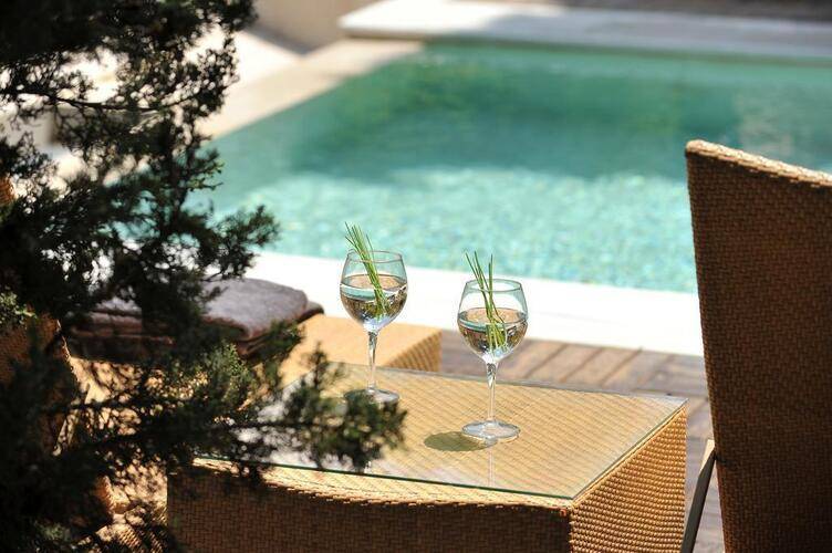 Athenian Riviera Hotel & Suites