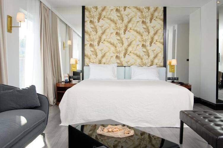 Athenian Riviera Hotel & Suites