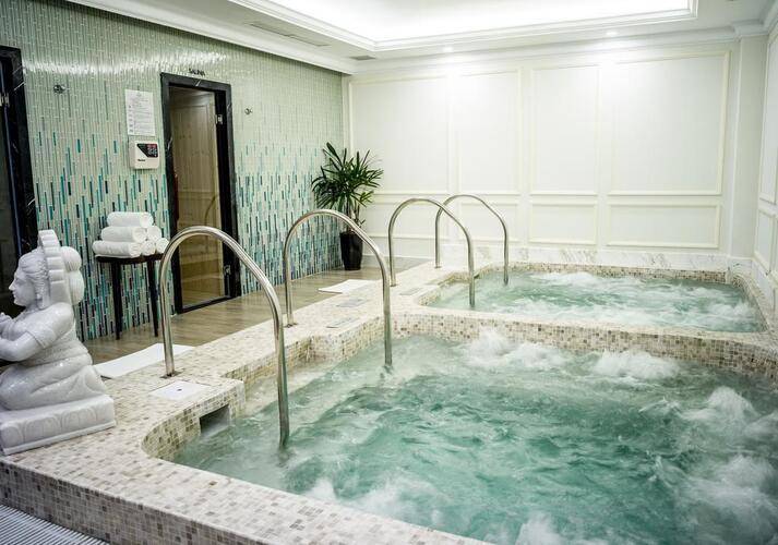 Melia Vinpearl Cam Ranh Beach Resort (Ex. Vinpearl Resort & Spa Long Beach Nha Trang)
