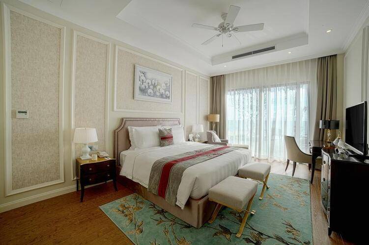 Melia Vinpearl Cam Ranh Beach Resort (Ex. Vinpearl Resort & Spa Long Beach Nha Trang)