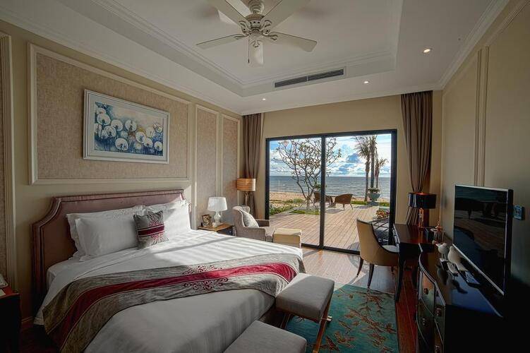 Melia Vinpearl Cam Ranh Beach Resort (Ex. Vinpearl Resort & Spa Long Beach Nha Trang)