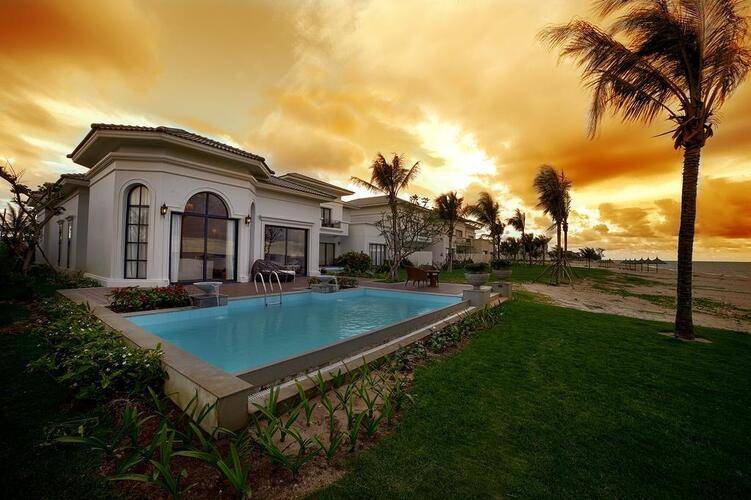 Melia Vinpearl Cam Ranh Beach Resort (Ex. Vinpearl Resort & Spa Long Beach Nha Trang)
