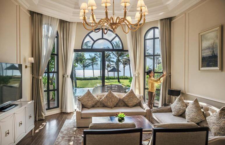 Melia Vinpearl Cam Ranh Beach Resort (Ex. Vinpearl Resort & Spa Long Beach Nha Trang)