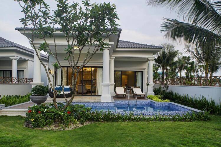 Melia Vinpearl Cam Ranh Beach Resort (Ex. Vinpearl Resort & Spa Long Beach Nha Trang)