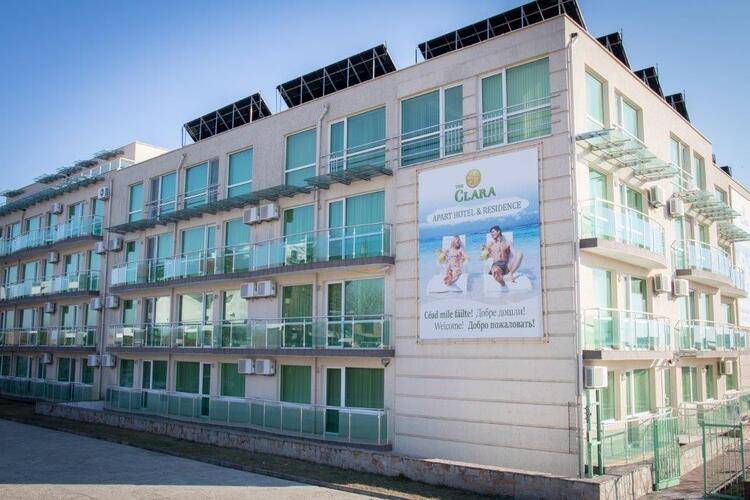 Clara Hotel