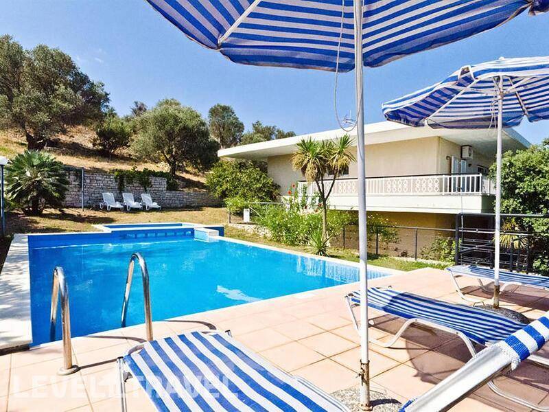 Фотография George Villa