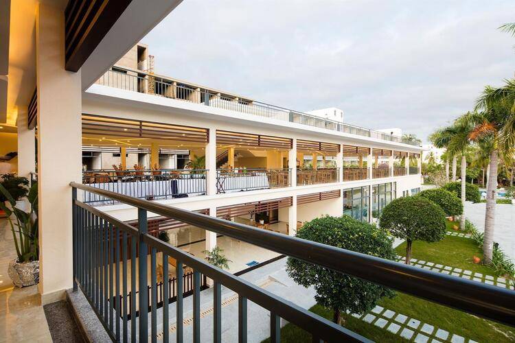 Diamond Bay Condotel Resort Nha Trang