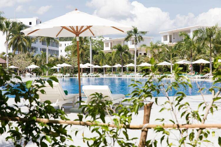 Diamond Bay Condotel Resort Nha Trang