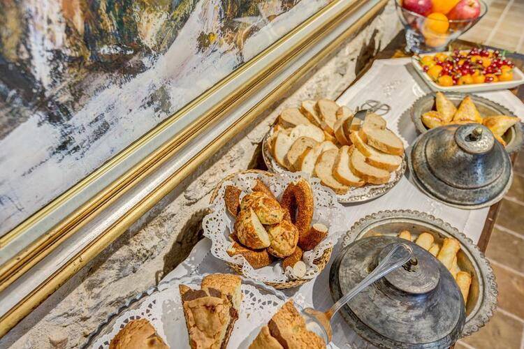 Kaucuk Hotel (Adults Only 18+)