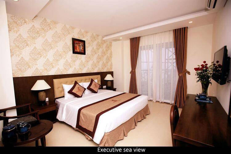 Boss Hotel