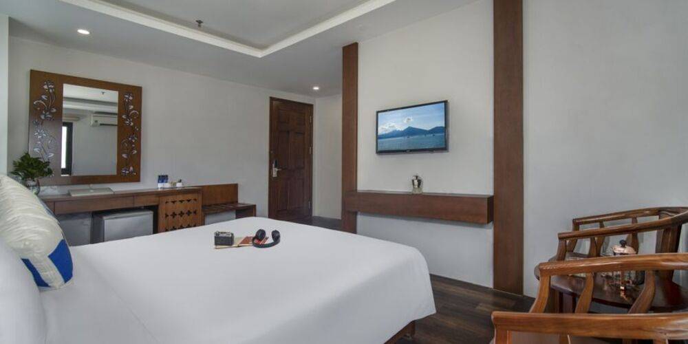 Delicate Hotel (Ex. Hung Anh Hotel)