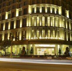 $item['hotel']['name']