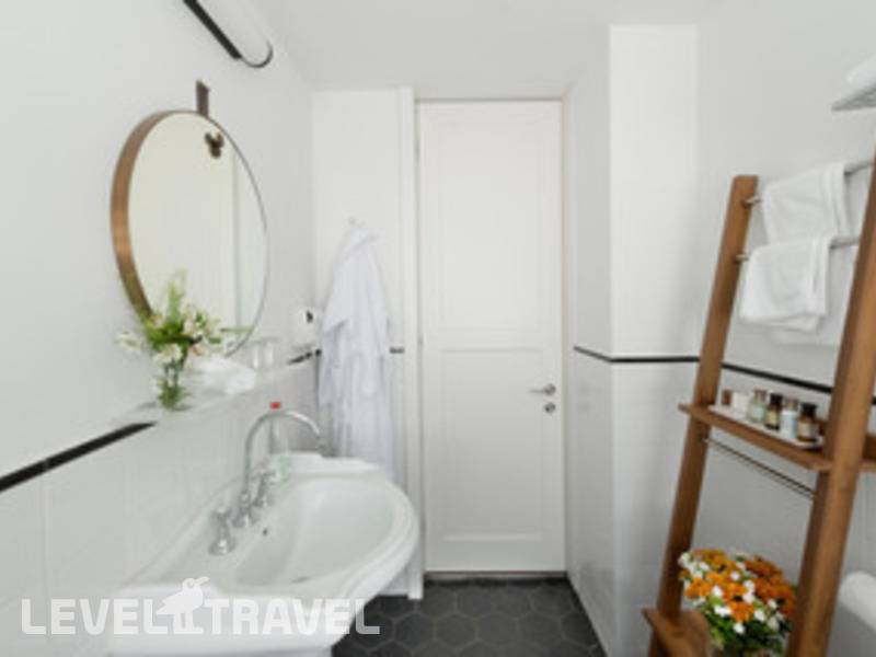 Фотография Lily & Bloom Hotel