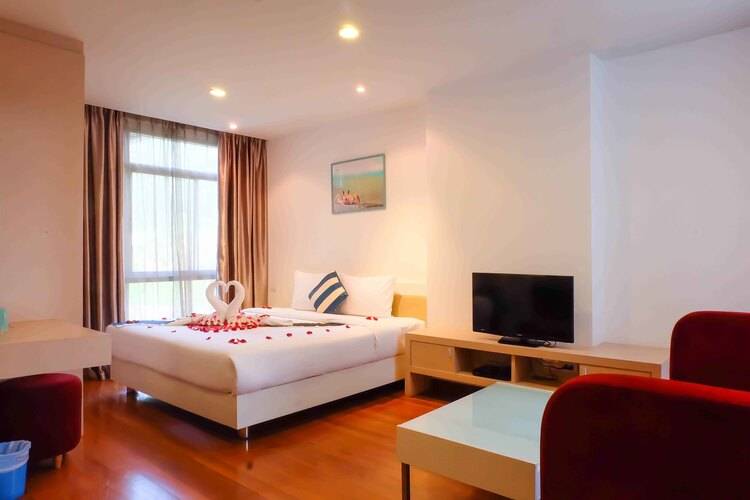 Icheck Inn Residence Patong