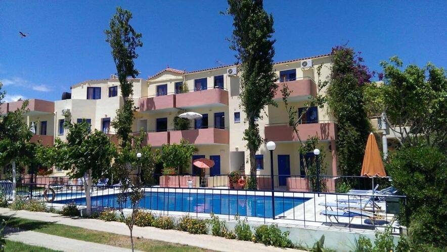 Leonidas Apartments