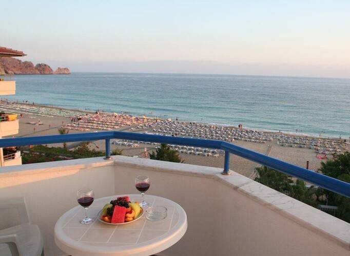 Elysee Beach Hotel