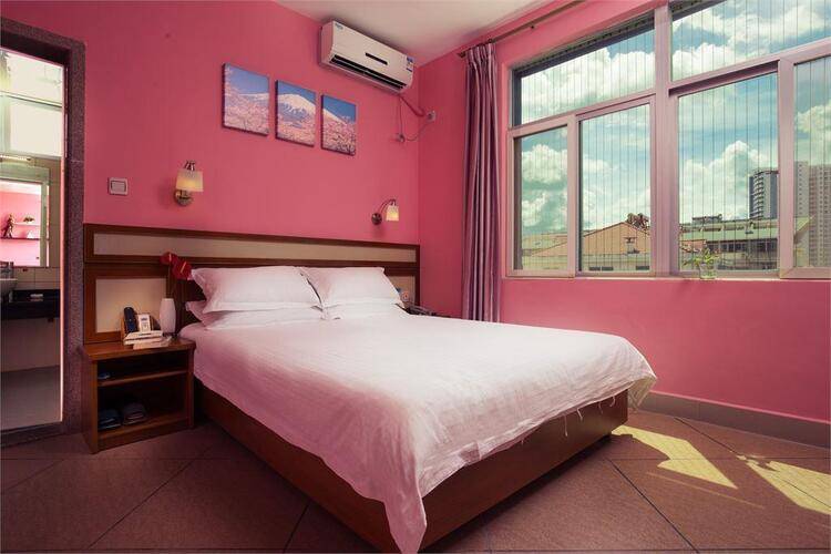 Sanya Tropical Island Hotel