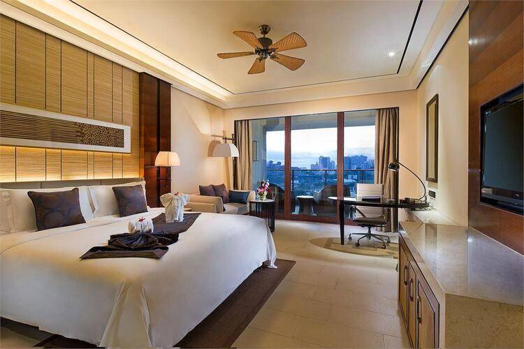 Crowne Plaza Sanya City Center