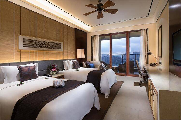 Crowne Plaza Sanya City Center