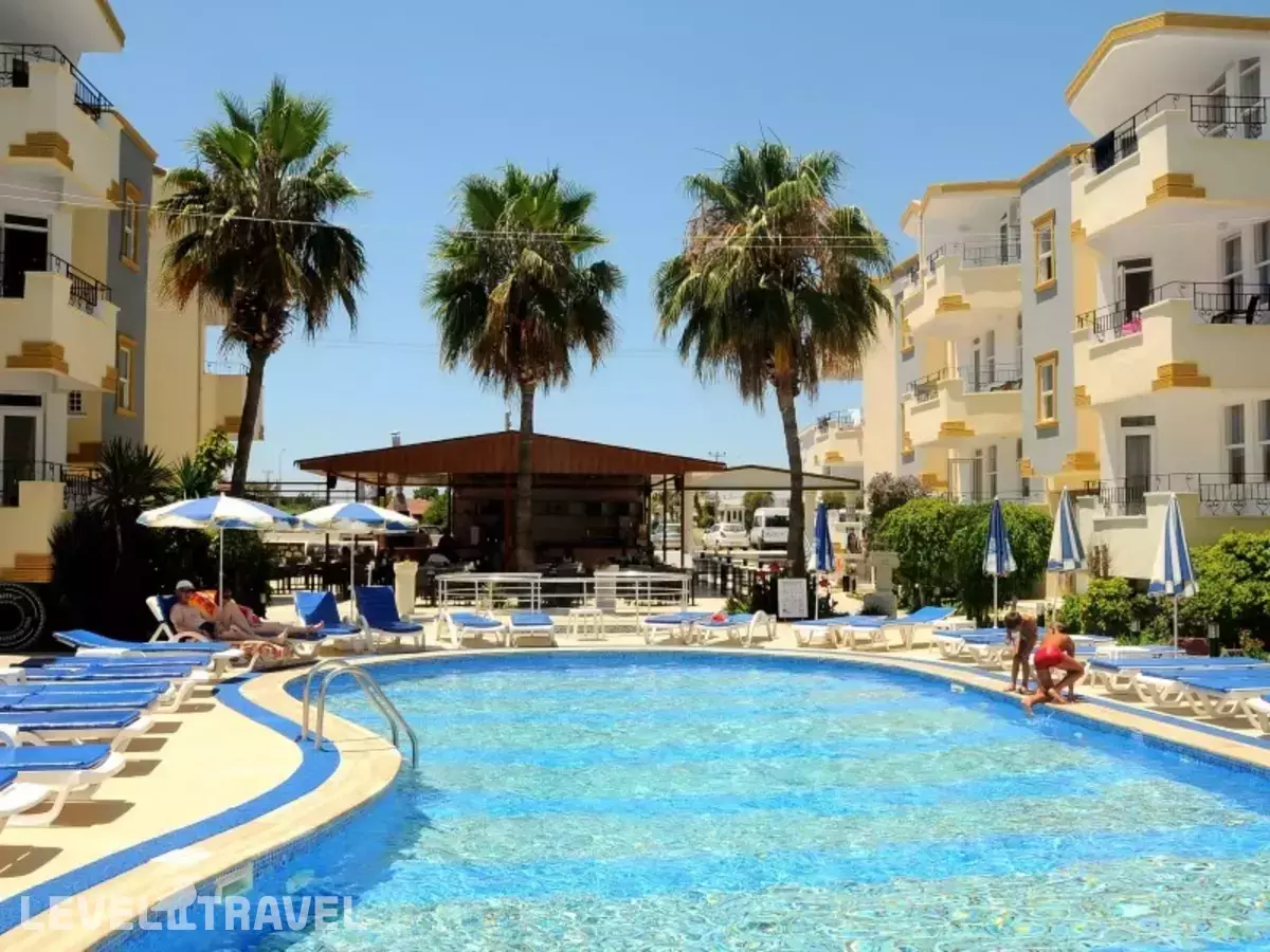 Side World Star Hotel