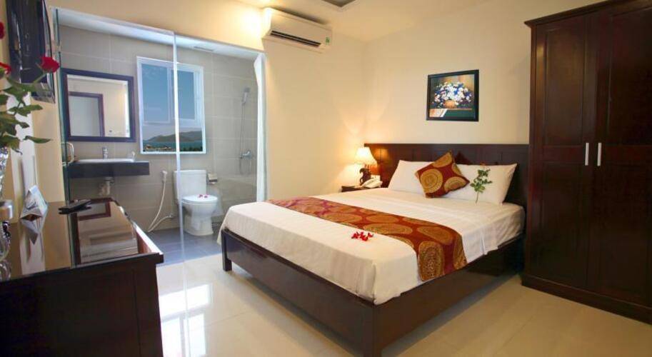 Azura Hotel