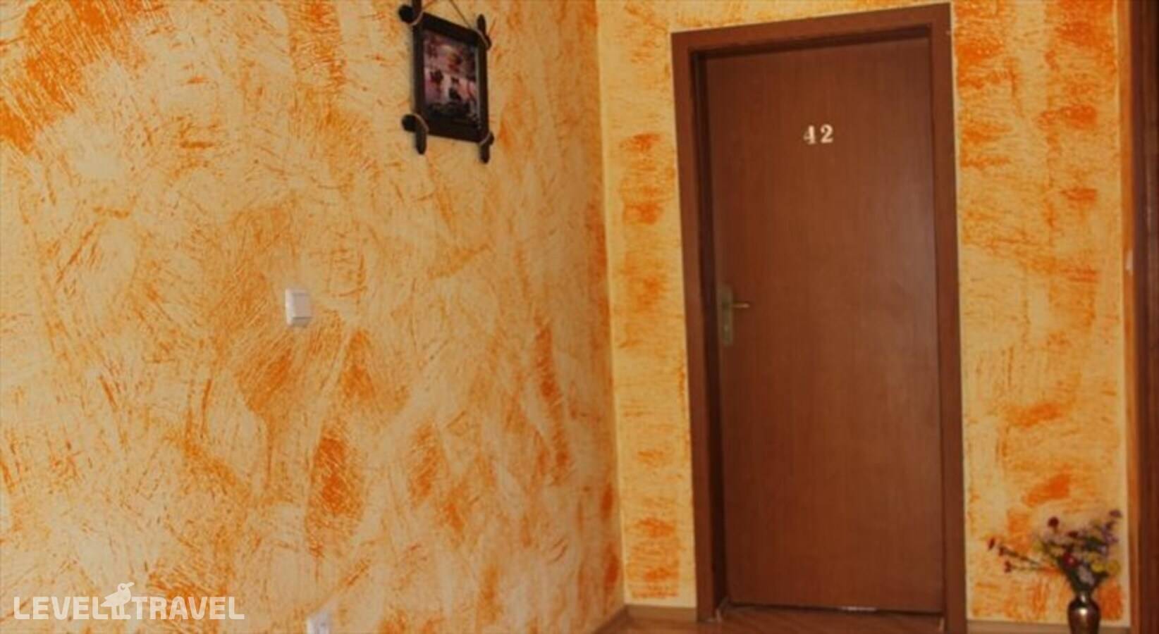 Изображение отеля 8
