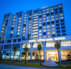 $item['hotel']['name']