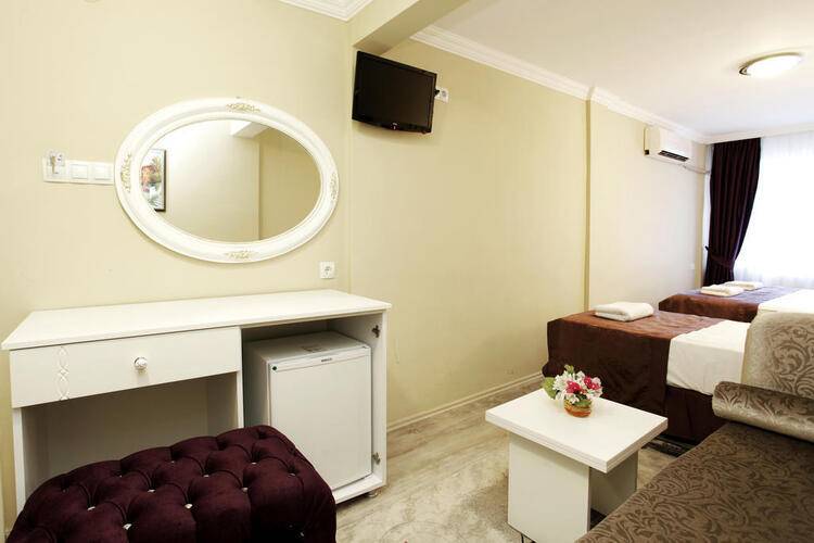 Spinel Hotel
