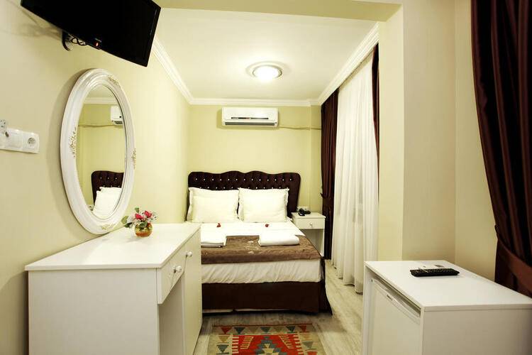 Spinel Hotel