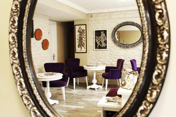 Spinel Hotel