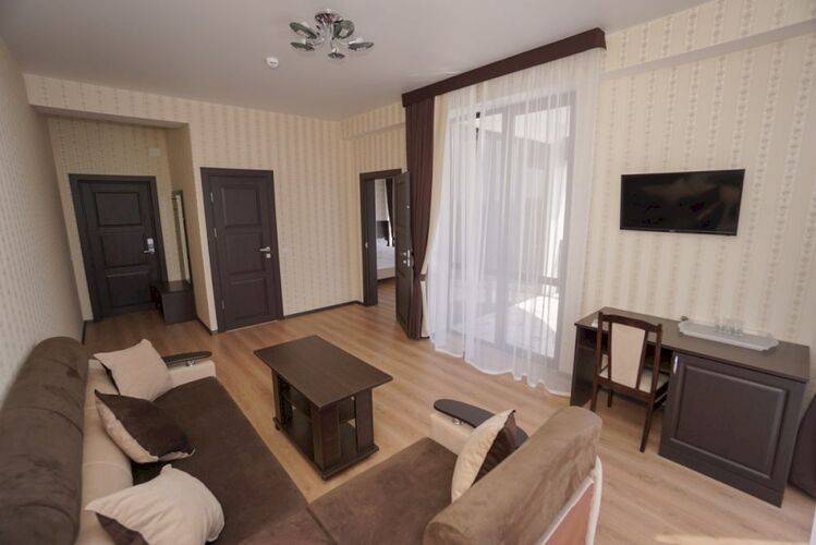 Paradise Beach Hotel