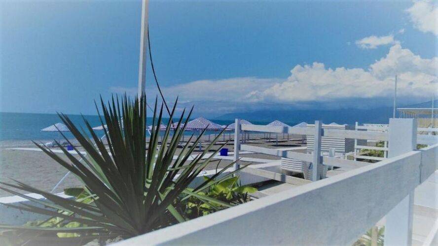 Paradise Beach Hotel