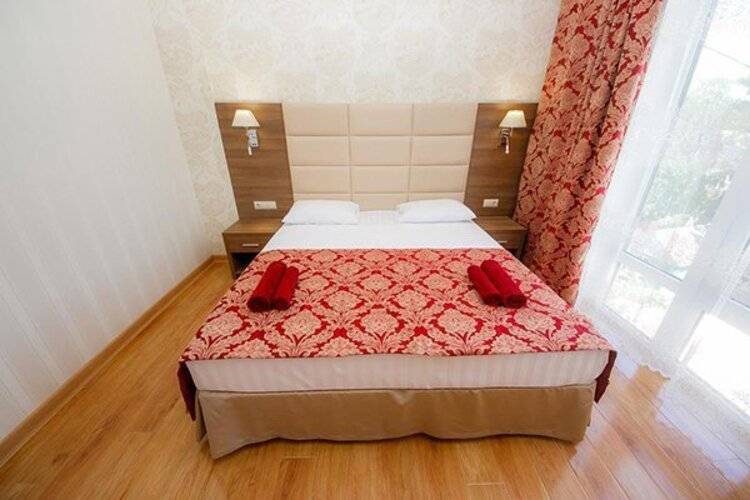 Отель Гранат