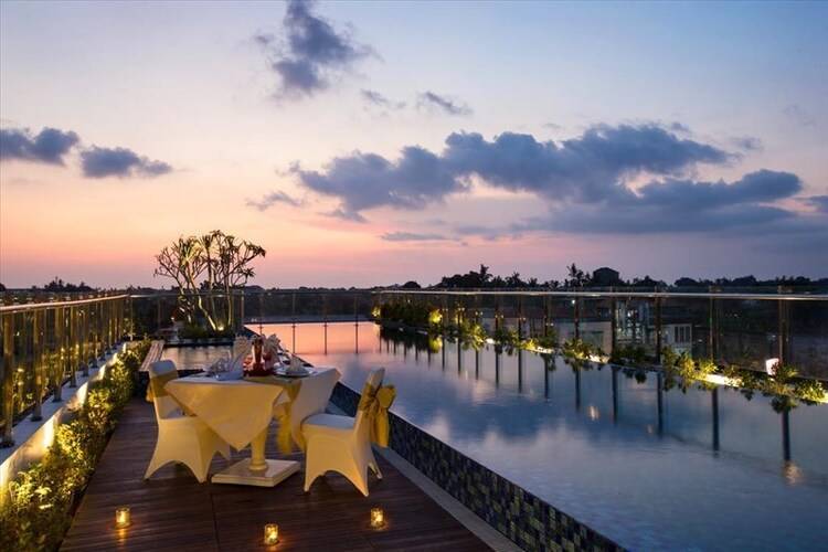 Santika Seminyak