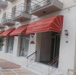 $item['hotel']['name']