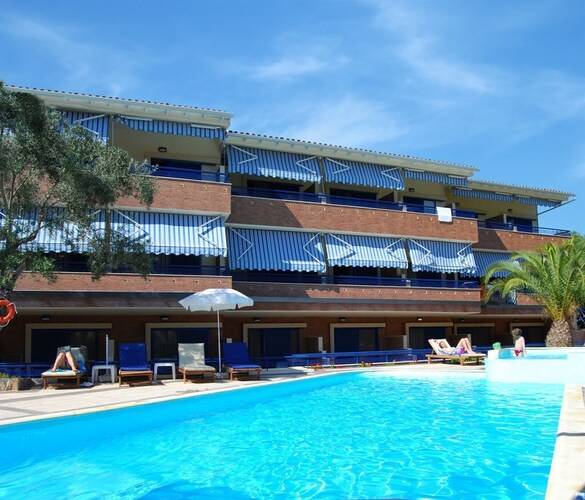Philoxenia Village Apartments
