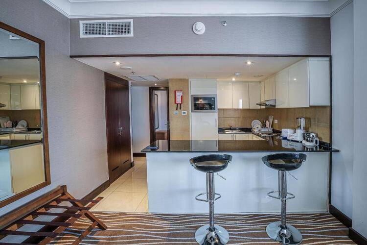 Copthorne Downtown (Ex. Holiday Inn Abu Dhabi Downtown)