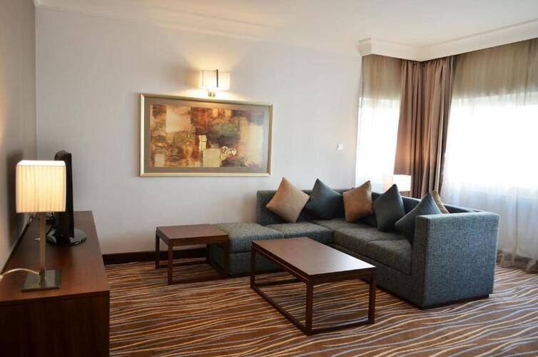 Copthorne Downtown (Ex. Holiday Inn Abu Dhabi Downtown)