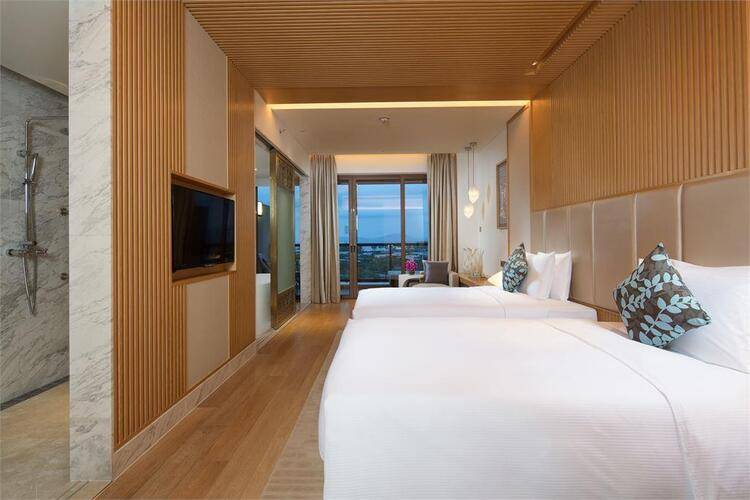 Sanya Yazhou Bay Resort,Curio Collection By Hilton