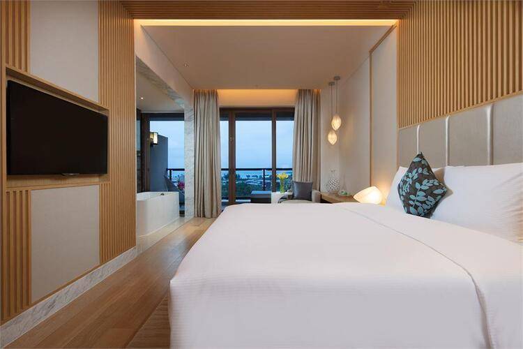 Sanya Yazhou Bay Resort,Curio Collection By Hilton