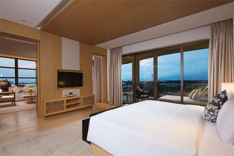 Sanya Yazhou Bay Resort,Curio Collection By Hilton