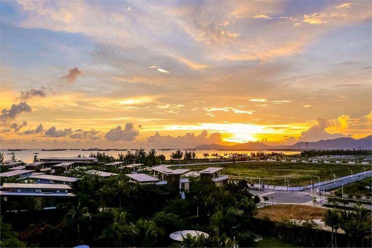 Sanya Yazhou Bay Resort,Curio Collection By Hilton