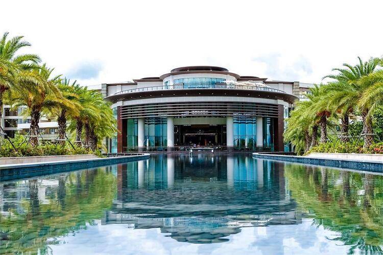 Sanya Yazhou Bay Resort,Curio Collection By Hilton